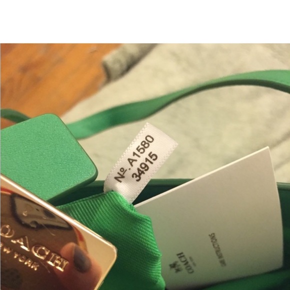 Coach hand bag - Picture 4 of 4